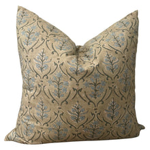 Load image into Gallery viewer, Jasmine Floral Pillow Cover