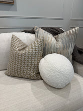 Load image into Gallery viewer, Mia Floral Pillow Cover