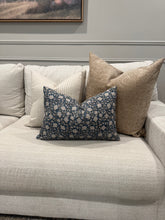 Load image into Gallery viewer, Lauren Pillow Cover