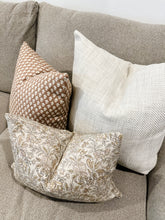 Load image into Gallery viewer, Devyn Floral