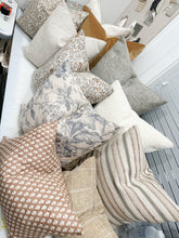 Load image into Gallery viewer, Cambria Pillow Cover