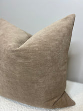 Load image into Gallery viewer, Kate Pillow Cover