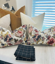 Load image into Gallery viewer, Mustard Velvet Pillow Cover