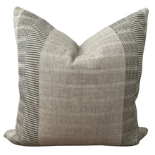 Load image into Gallery viewer, Green Texture Stripe Pillow Cover