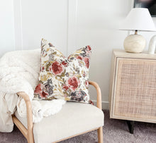 Load image into Gallery viewer, Moira Floral Pillow Cover