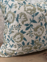 Load image into Gallery viewer, Sharon Floral Pillow Cover