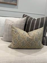 Load image into Gallery viewer, Sue Floral Pillow Cover