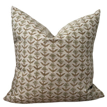 Load image into Gallery viewer, Mia Floral Pillow Cover
