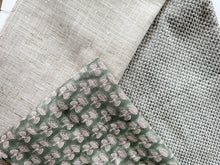 Load image into Gallery viewer, Kilee Floral Pillow Cover