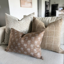 Load image into Gallery viewer, Georgina Floral Pillow Cover