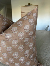 Load image into Gallery viewer, Georgina Floral Pillow Cover