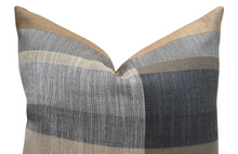 Load image into Gallery viewer, Color Block Pillow Cover