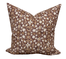 Load image into Gallery viewer, Kelly Pillow Cover