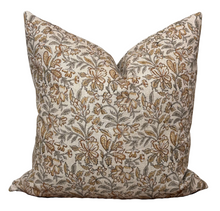 Load image into Gallery viewer, Carrie Pillow Cover