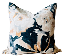 Load image into Gallery viewer, Flora Pillow Cover