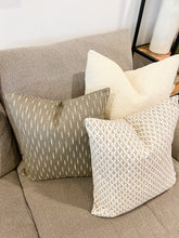 Load image into Gallery viewer, Cream Fluff Pillow Cover