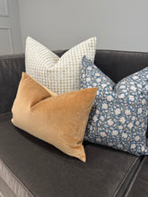 Load image into Gallery viewer, Mustard Velvet Pillow Cover

