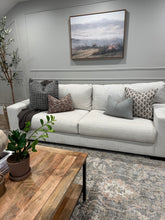 Load image into Gallery viewer, Nicole Pillow Cover
