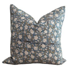 Load image into Gallery viewer, Hayden Floral Pillow Cover

