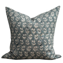 Load image into Gallery viewer, Billie Floral Pillow Cover
