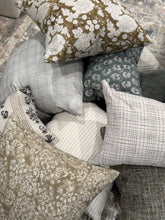 Load image into Gallery viewer, Sue Plaid Pillow Cover
