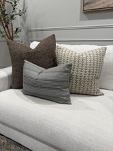 Load image into Gallery viewer, Mia Floral Pillow Cover
