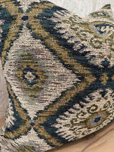 Load image into Gallery viewer, Chloe Pillow Cover
