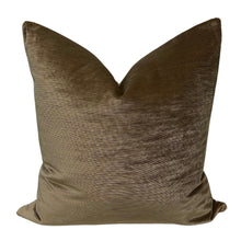 Load image into Gallery viewer, Beth Pillow Cover
