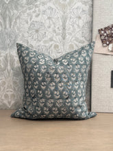 Load image into Gallery viewer, Billie Floral Pillow Cover
