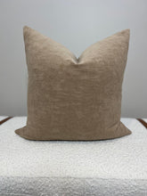 Load image into Gallery viewer, Kate Pillow Cover
