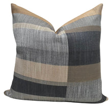 Load image into Gallery viewer, Color Block Pillow Cover

