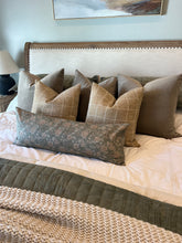 Load image into Gallery viewer, Tan Velvet Pillow Cover
