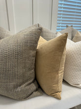 Load image into Gallery viewer, Golden Velvet Pillow Cover
