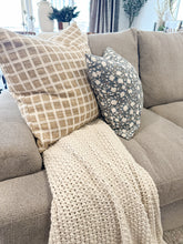 Load image into Gallery viewer, Loma Floral Pillow Cover
