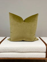 Load image into Gallery viewer, Retro Green Velvet Pillow Cover
