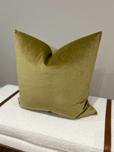 Load image into Gallery viewer, Retro Green Velvet Pillow Cover
