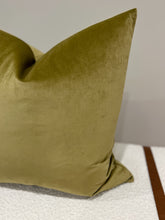 Load image into Gallery viewer, Retro Green Velvet Pillow Cover
