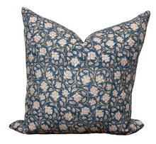 Load image into Gallery viewer, Lauren Pillow Cover
