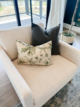Load image into Gallery viewer, Savvy Floral Pillow Cover
