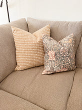 Load image into Gallery viewer, Lina Stripe Pillow Cover

