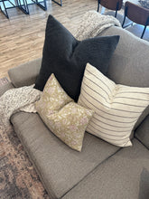 Load image into Gallery viewer, Delores Floral Pillow Cover

